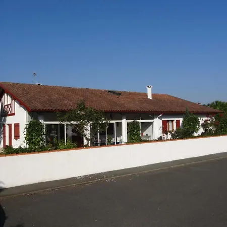 Ustaritz, 3 Pieces, 4 Personnes - Fr-1-384-66 Vakantiehuis Ustaritz